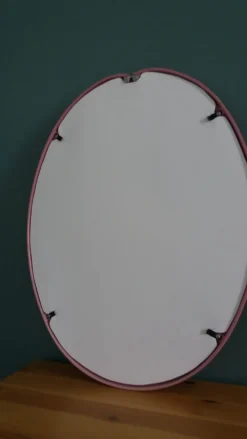 Miroir ovale fonte émaillée rose
