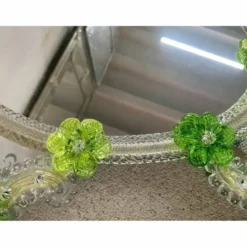 Miroir ovale vert floral en verre de Murano taillé à la main – Italien années 2000