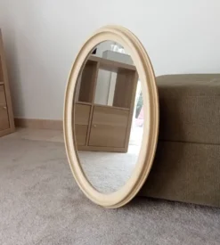 Miroir ovale vintage en bois patiné