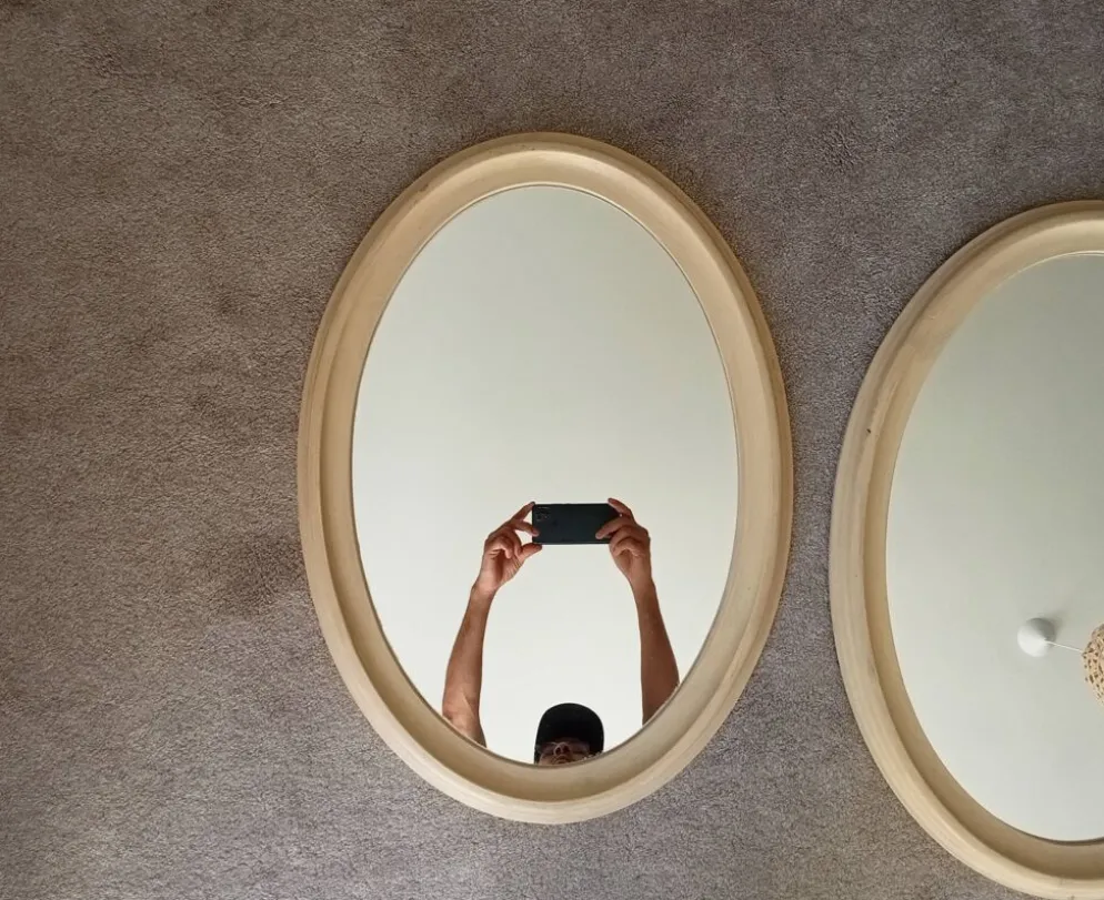 Miroir ovale vintage en bois patiné