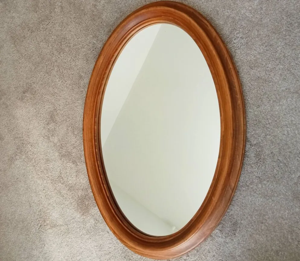 Miroir ovale vintage en chêne massif années 60/70