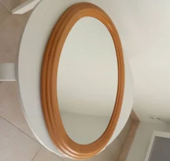 Miroir ovale vintage en hêtre années 70/80