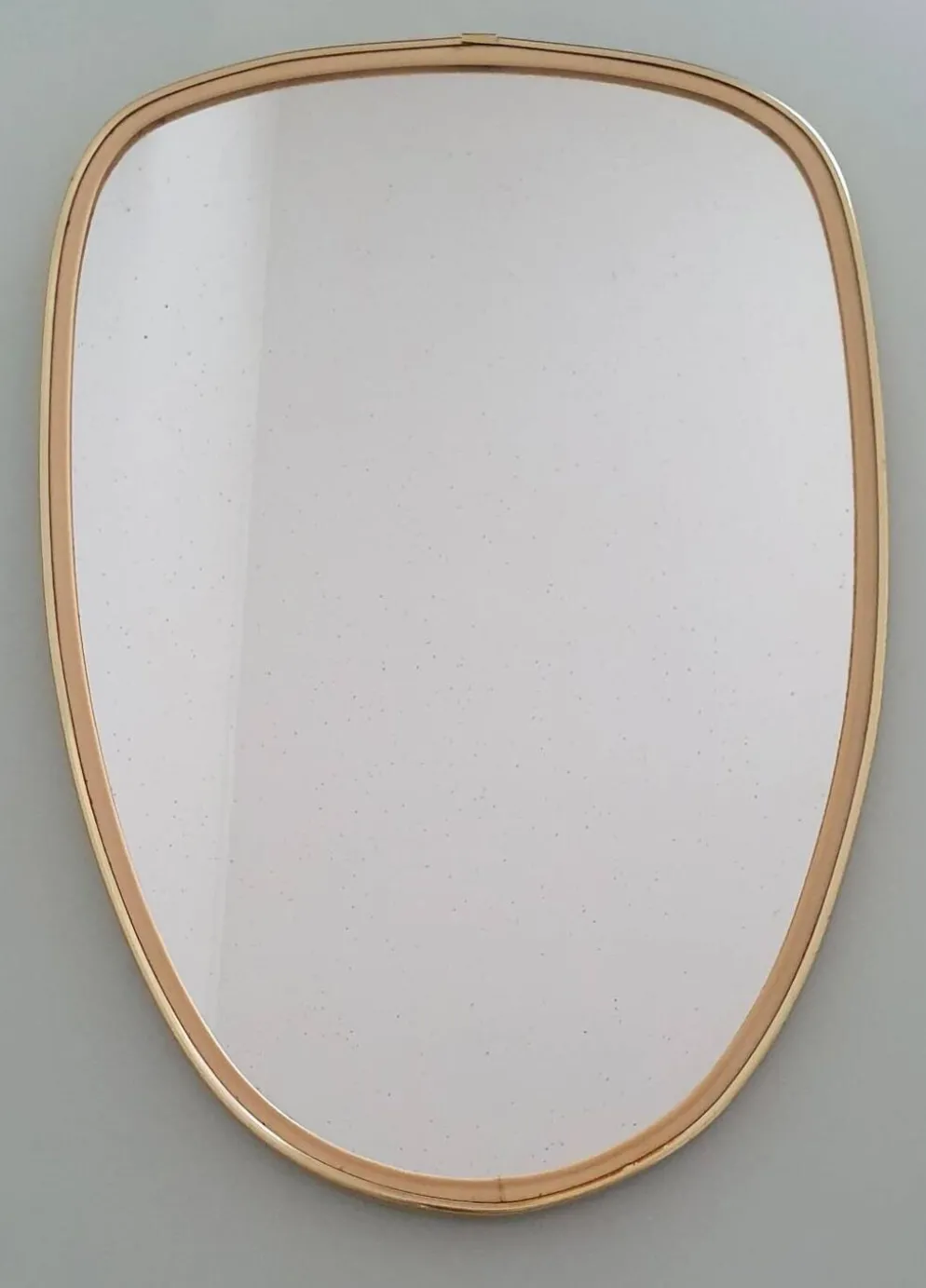 Miroir ovoïde vintage des années 1960