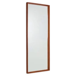 Miroir rectangulaire danois en teck des années 1960.