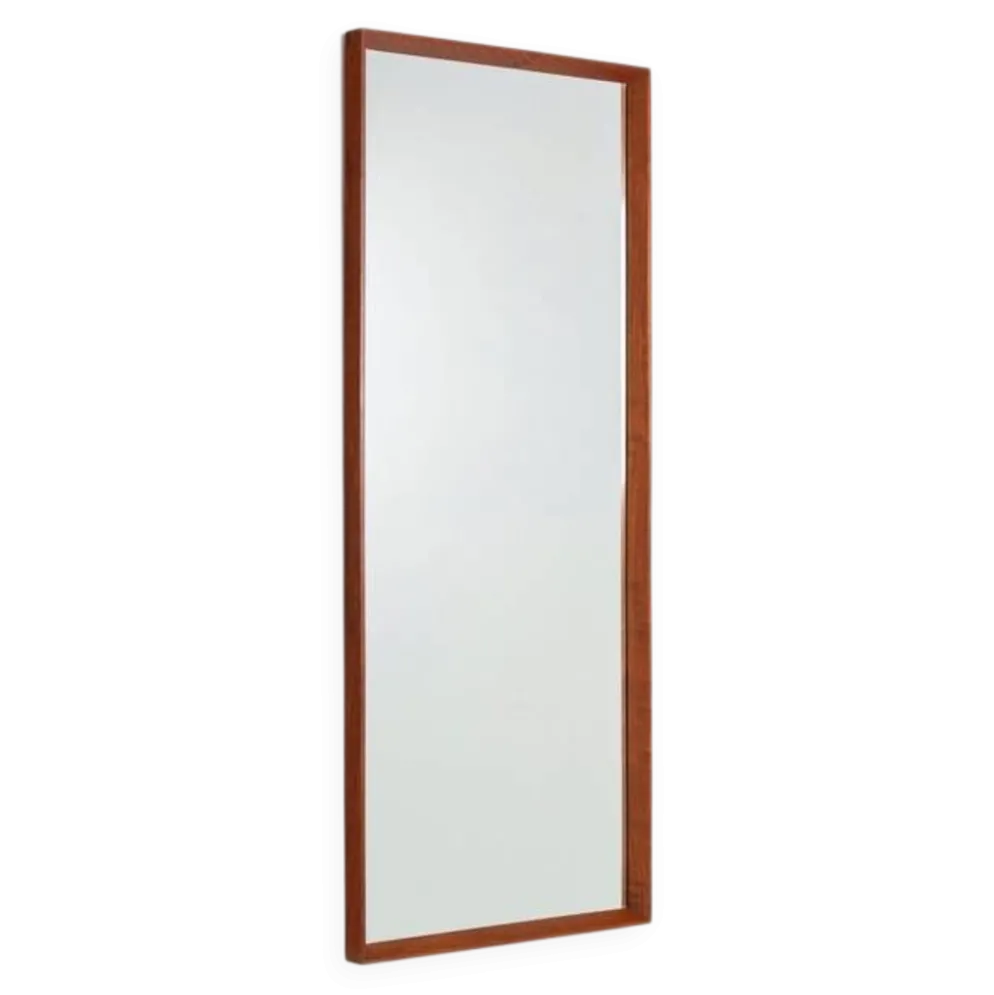 Miroir rectangulaire danois en teck des années 1960.