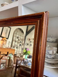 Miroir rectangulaire en bois foncé 139 x 51 cm