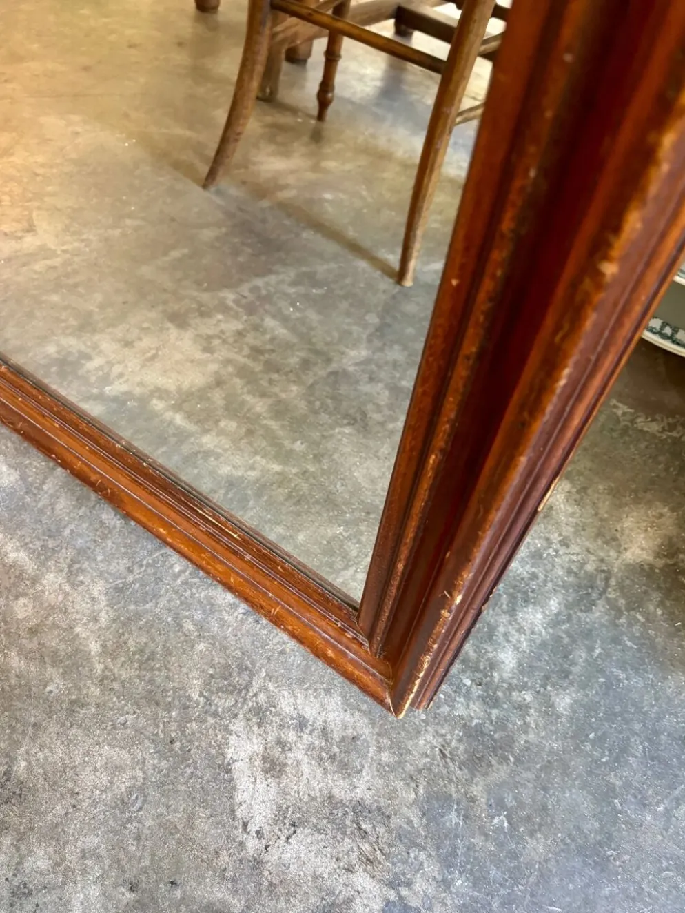 Miroir rectangulaire en bois foncé 139 x 51 cm