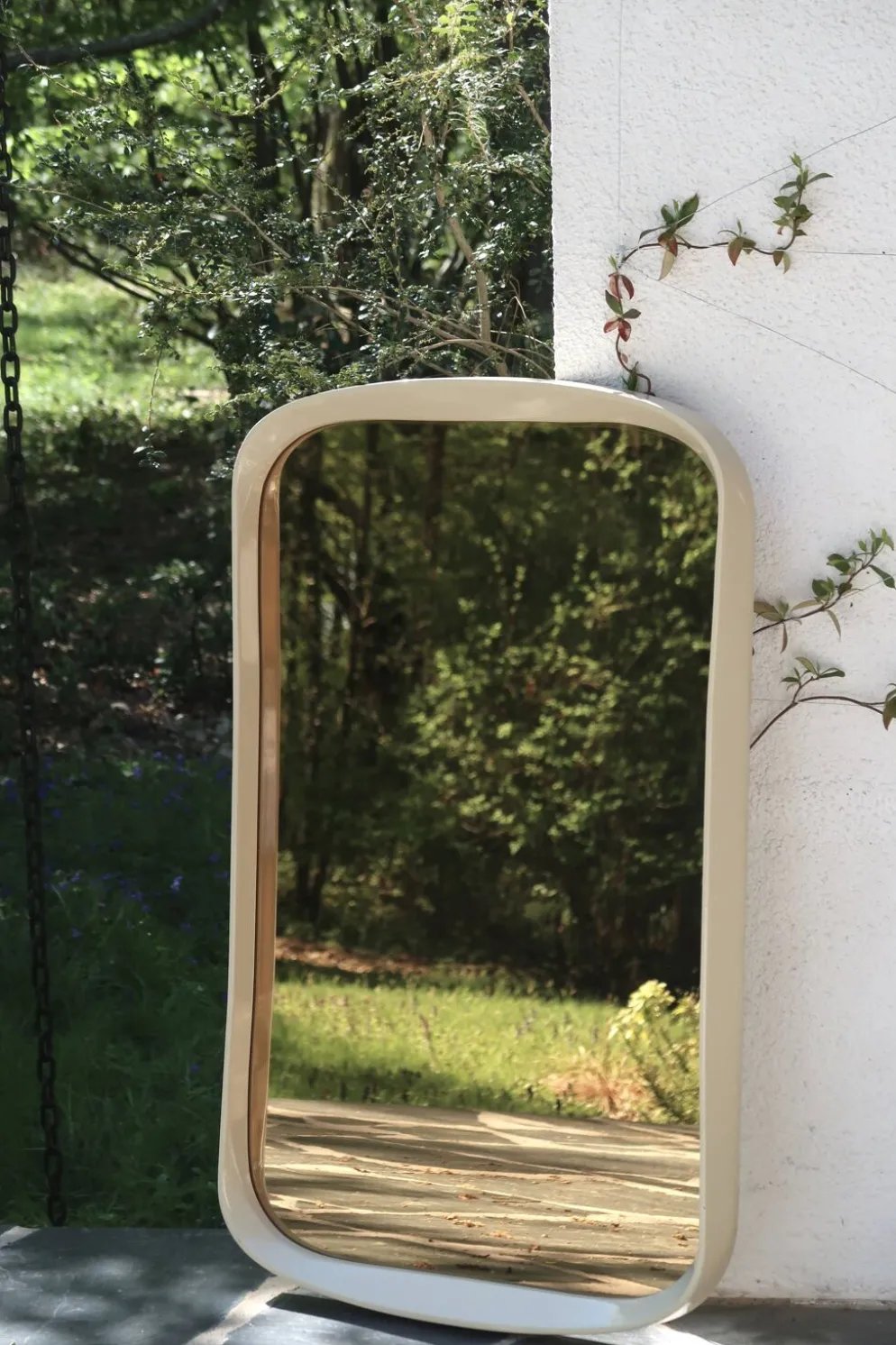 Miroir rectangulaire horizontal ou vertical en bois laqué blanc, années 70