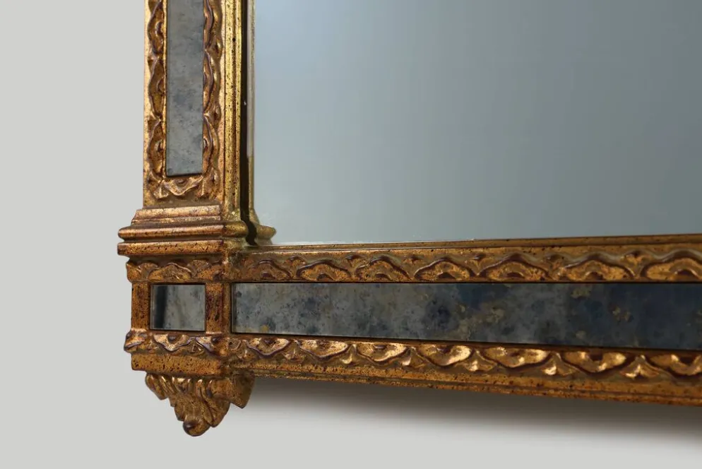 Miroir rococo-vénitien belge du XXe siècle en bois doré