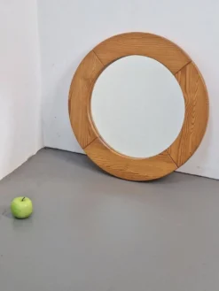 Miroir rond en pin scandinave vintage, années 1970