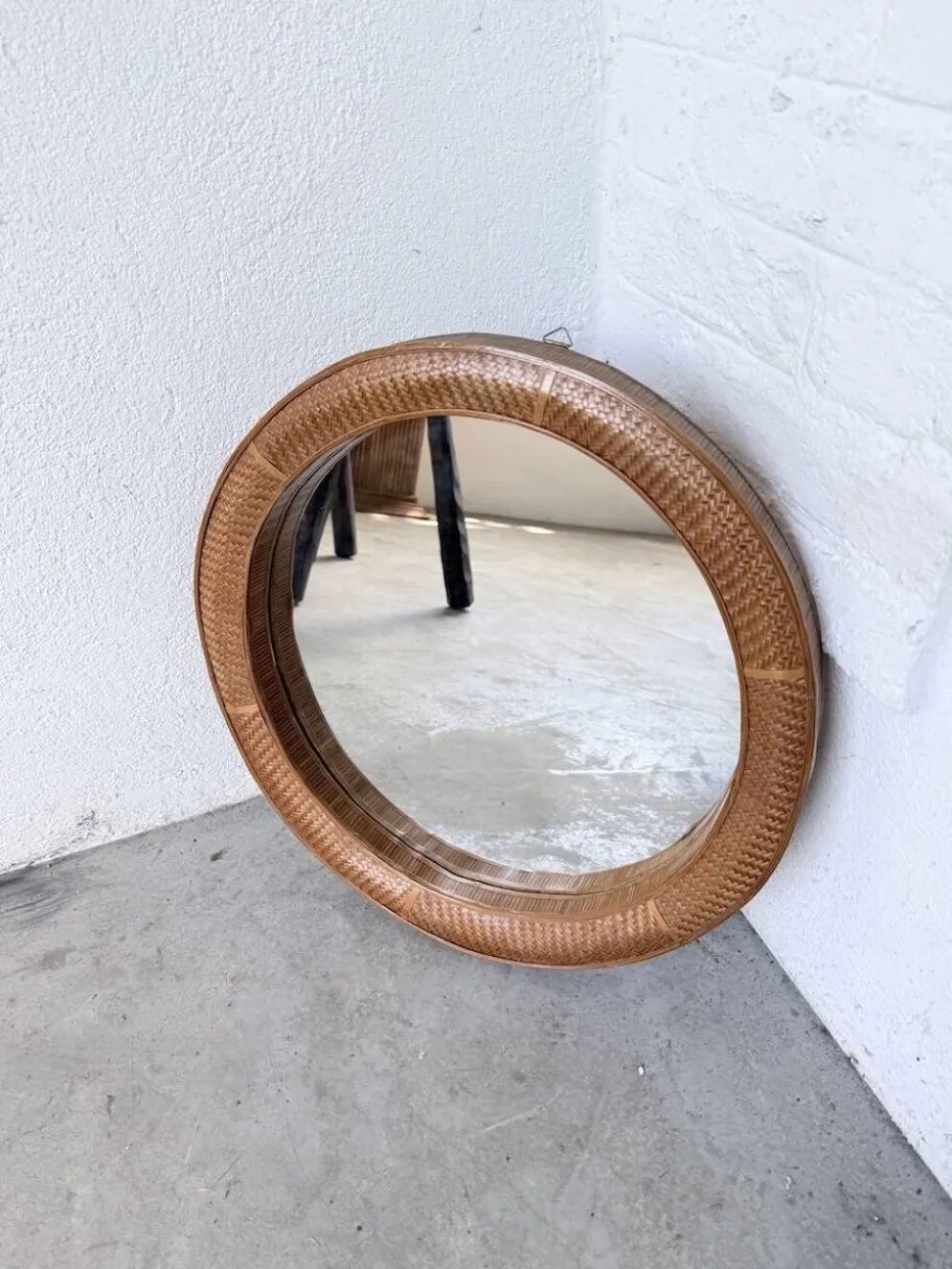 Miroir rond osier tressé 1960