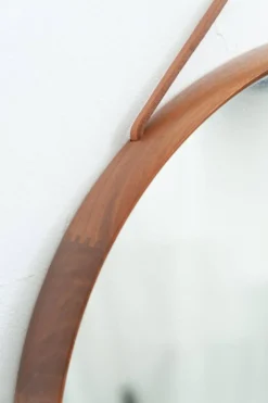 Miroir rond par Uno & Östen Kristiansson pour Luxus, années 1950.