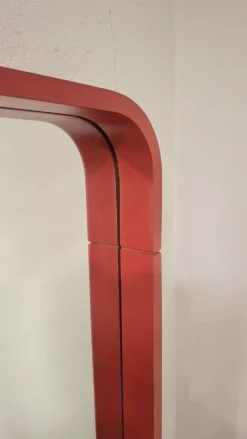 Miroir rond rouge en pop art des années 80