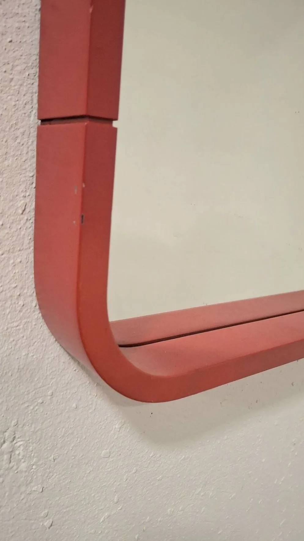 Miroir rond rouge en pop art des années 80