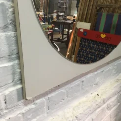 Miroir rond sur support stratifié