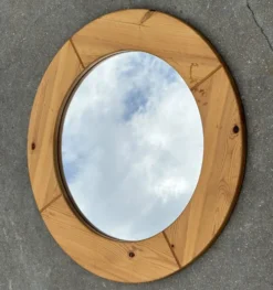 Miroir rond vintage en pin des années 70, design suédois