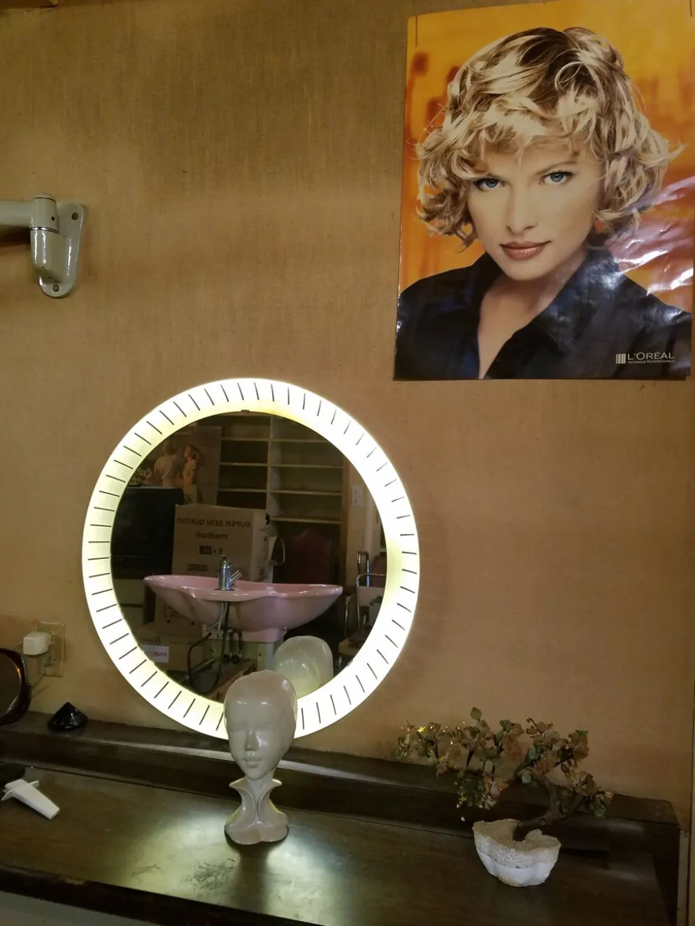 Miroir rétroéclairé