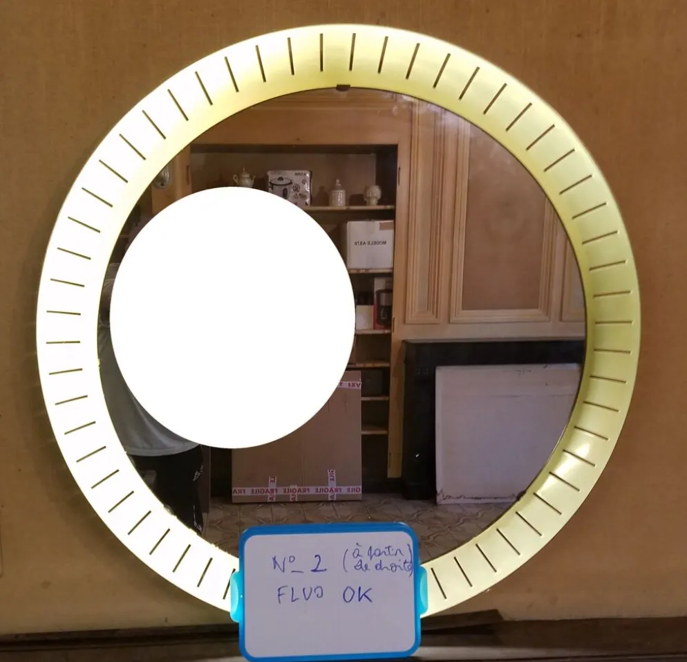 Miroir rétroéclairé