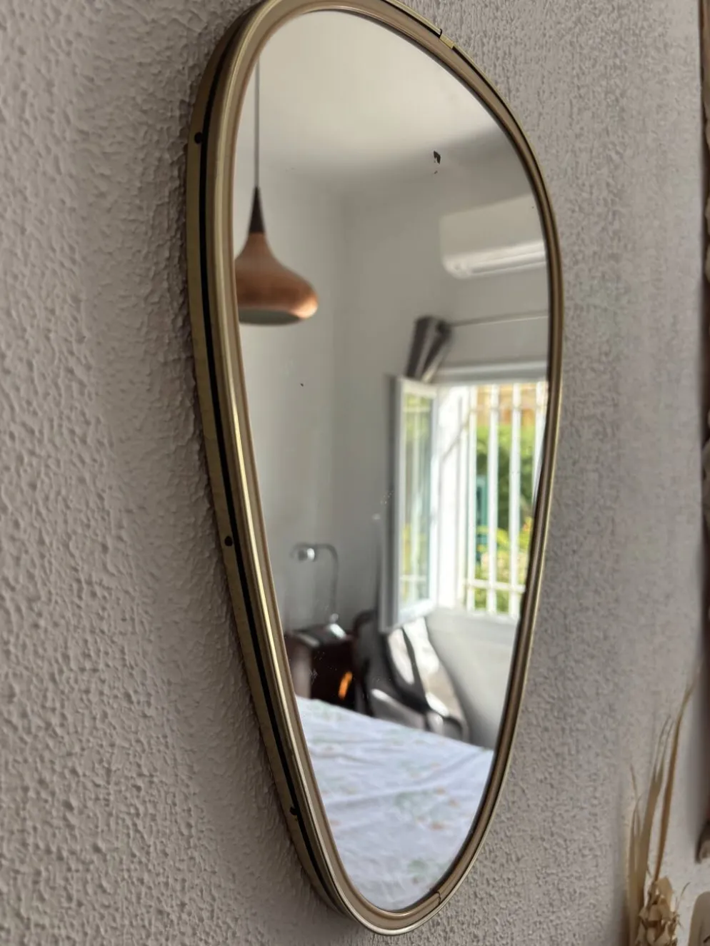 Miroir rétroviseur asymétrique forme libre, 1960
