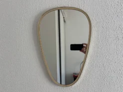 Miroir rétroviseur asymétrique forme libre, 1960