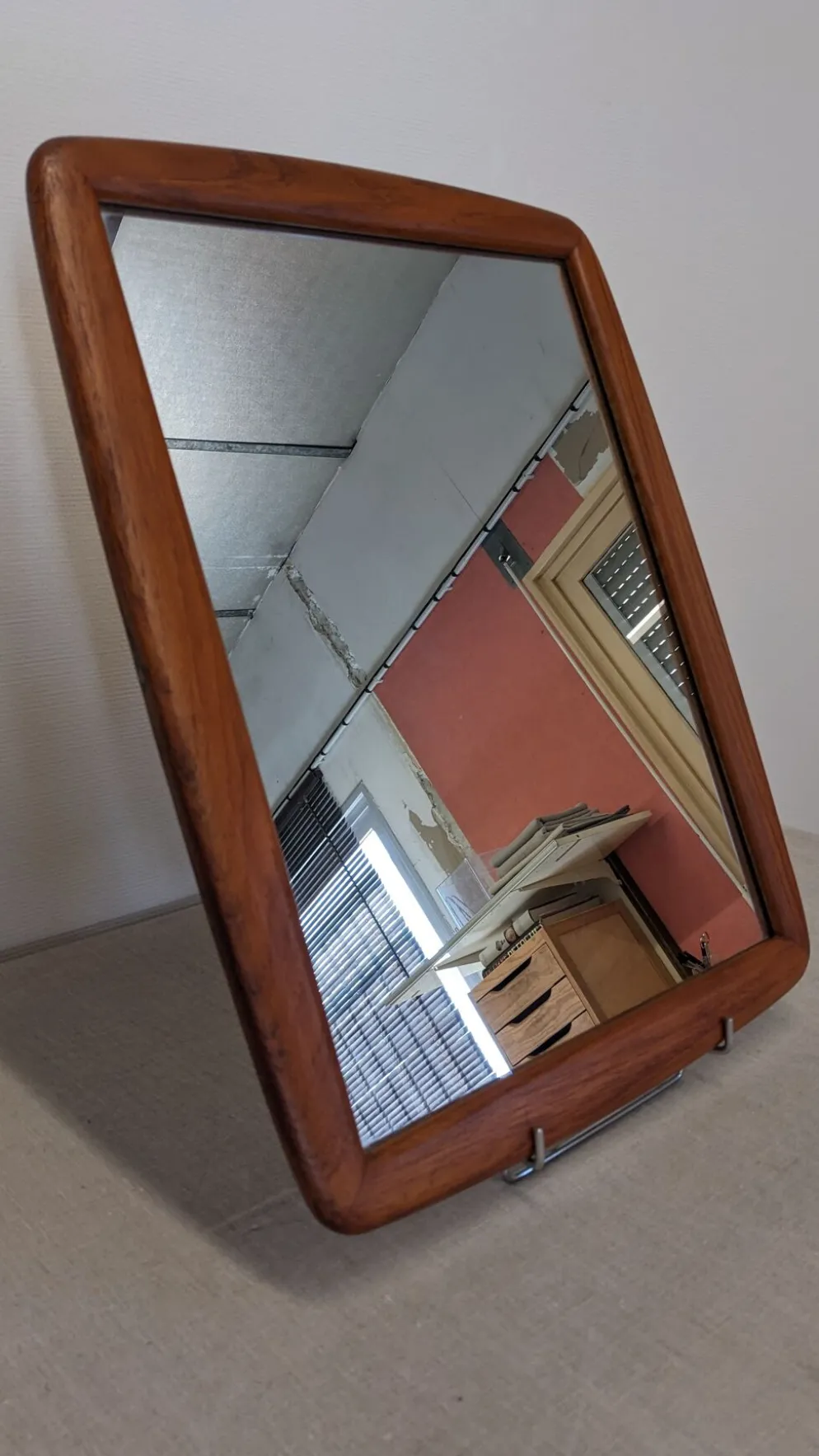 Miroir scandinave en teck massif, Danemark vers 1970