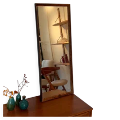 Miroir scandinave vintage en palissandre 