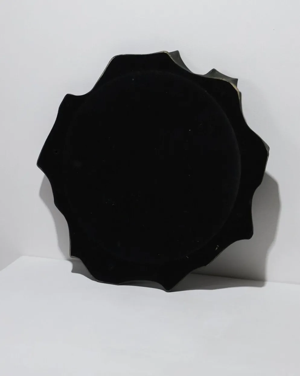 Miroir sculptural en grès