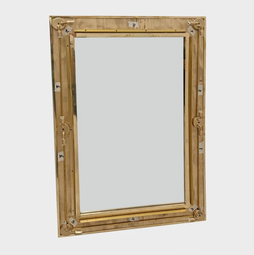 Miroir sculptural rétro moderne italien rétroéclairé en verre de Murano et laiton