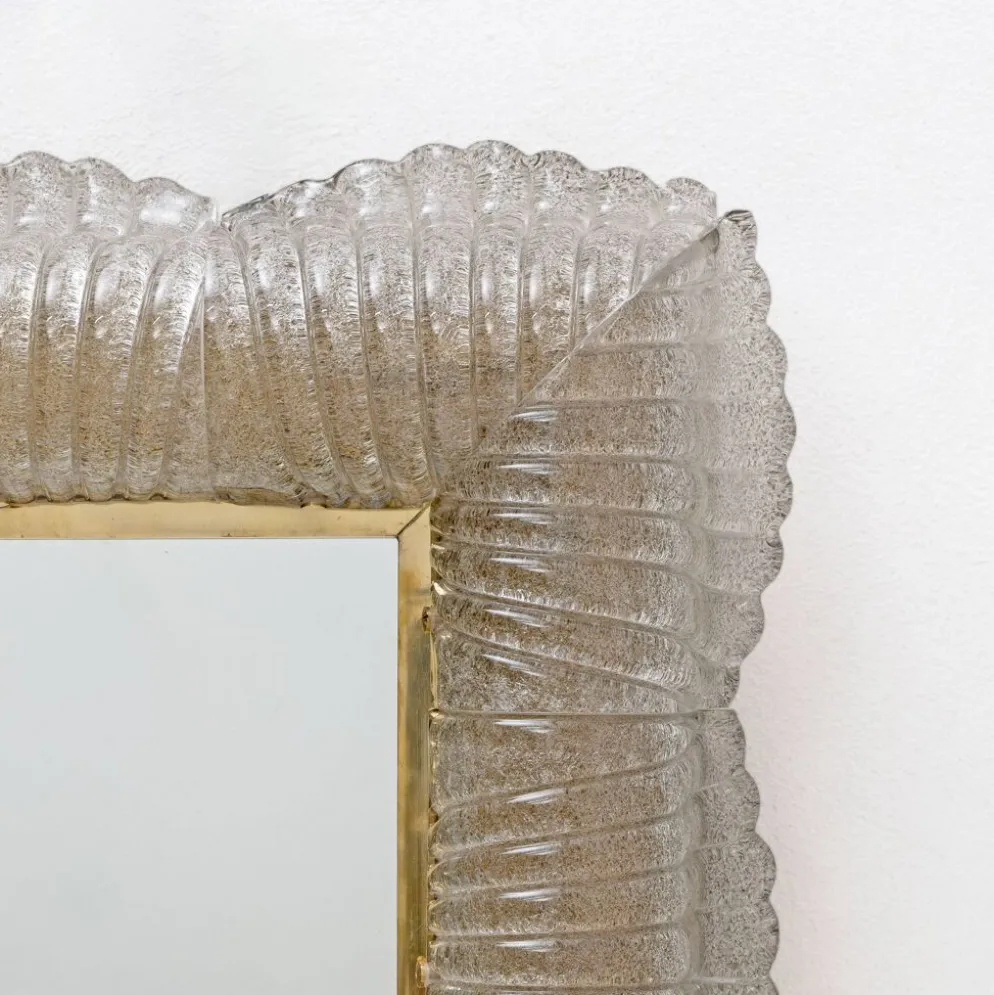Miroir sculptural rétro moderne italien rétroéclairé en verre de Murano et laiton