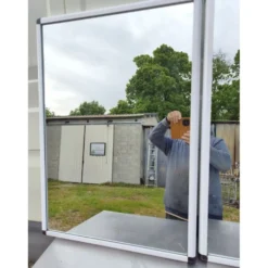 3 miroirs de coiffeurs