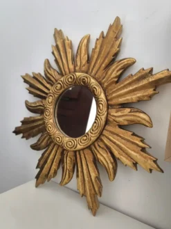 Miroir soleil doré