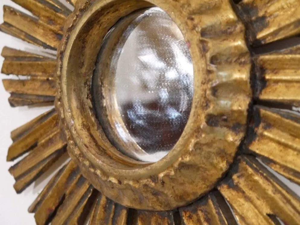Miroir soleil en bois doré 1950