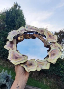 Miroir soleil en laiton vers 1970 (31 cm)