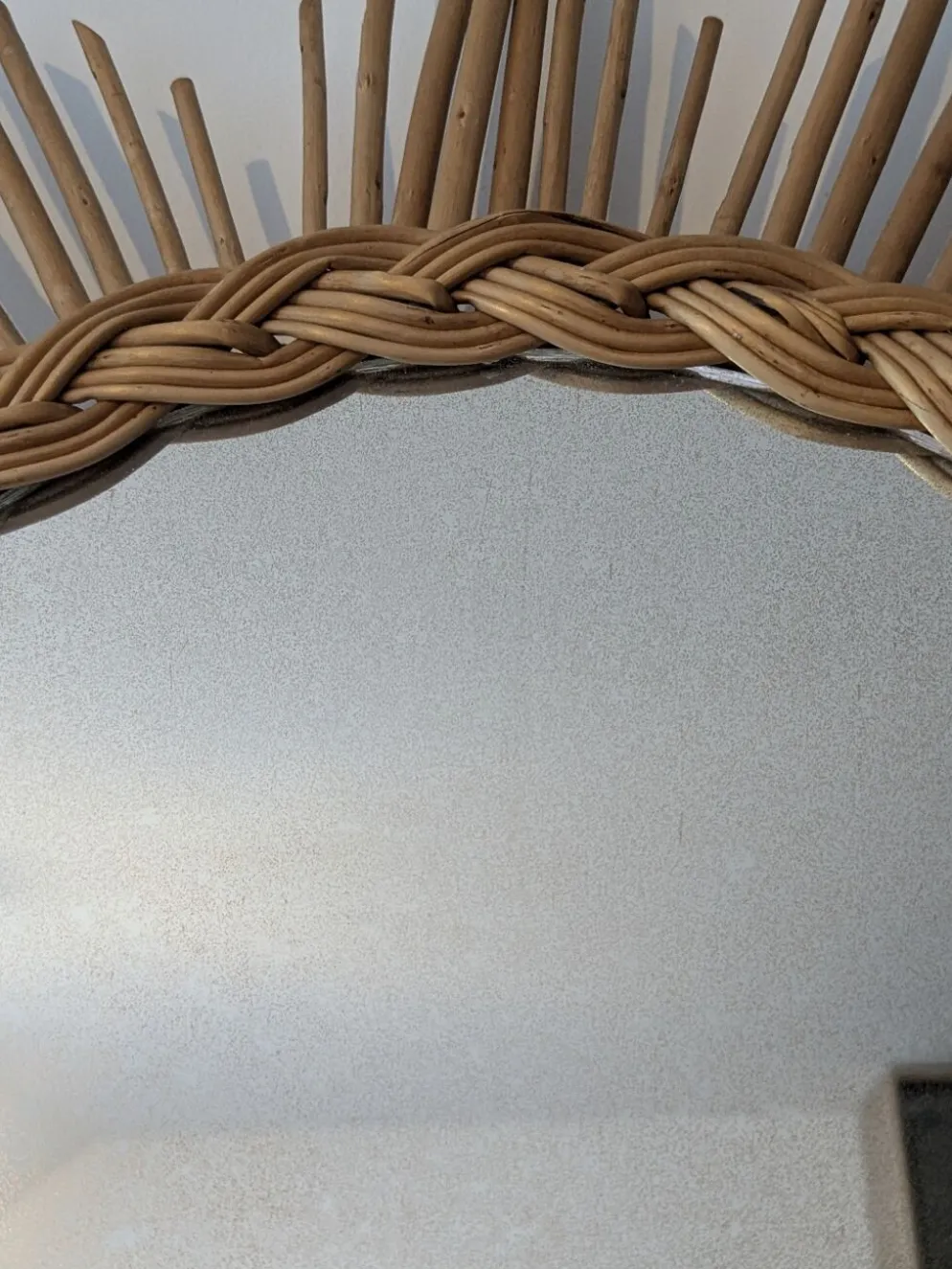 Miroir soleil en rotin