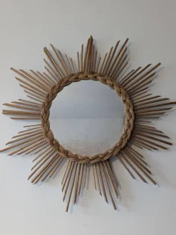 Miroir soleil en rotin