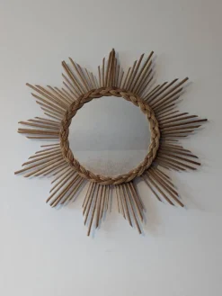 Miroir soleil en rotin