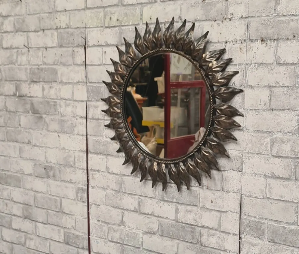 miroir soleil feuilles fer patiné 43cm tres bon etat general 1970