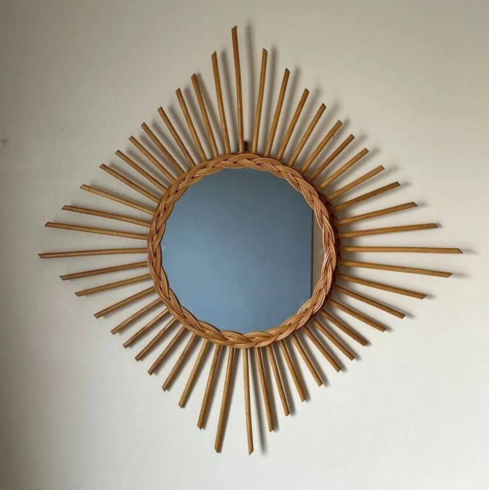 Miroir soleil losange en rotin – France, années 60