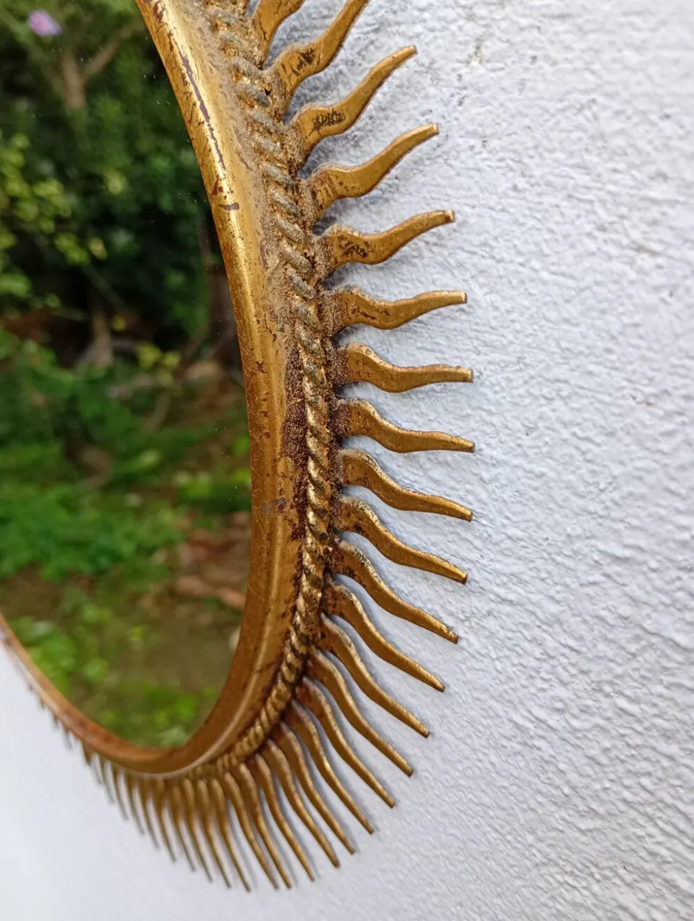 Miroir soleil vintage doré en métal – style années 60/70