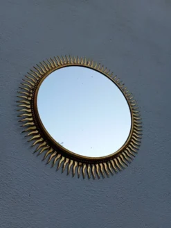 Miroir soleil vintage doré en métal – style années 60/70