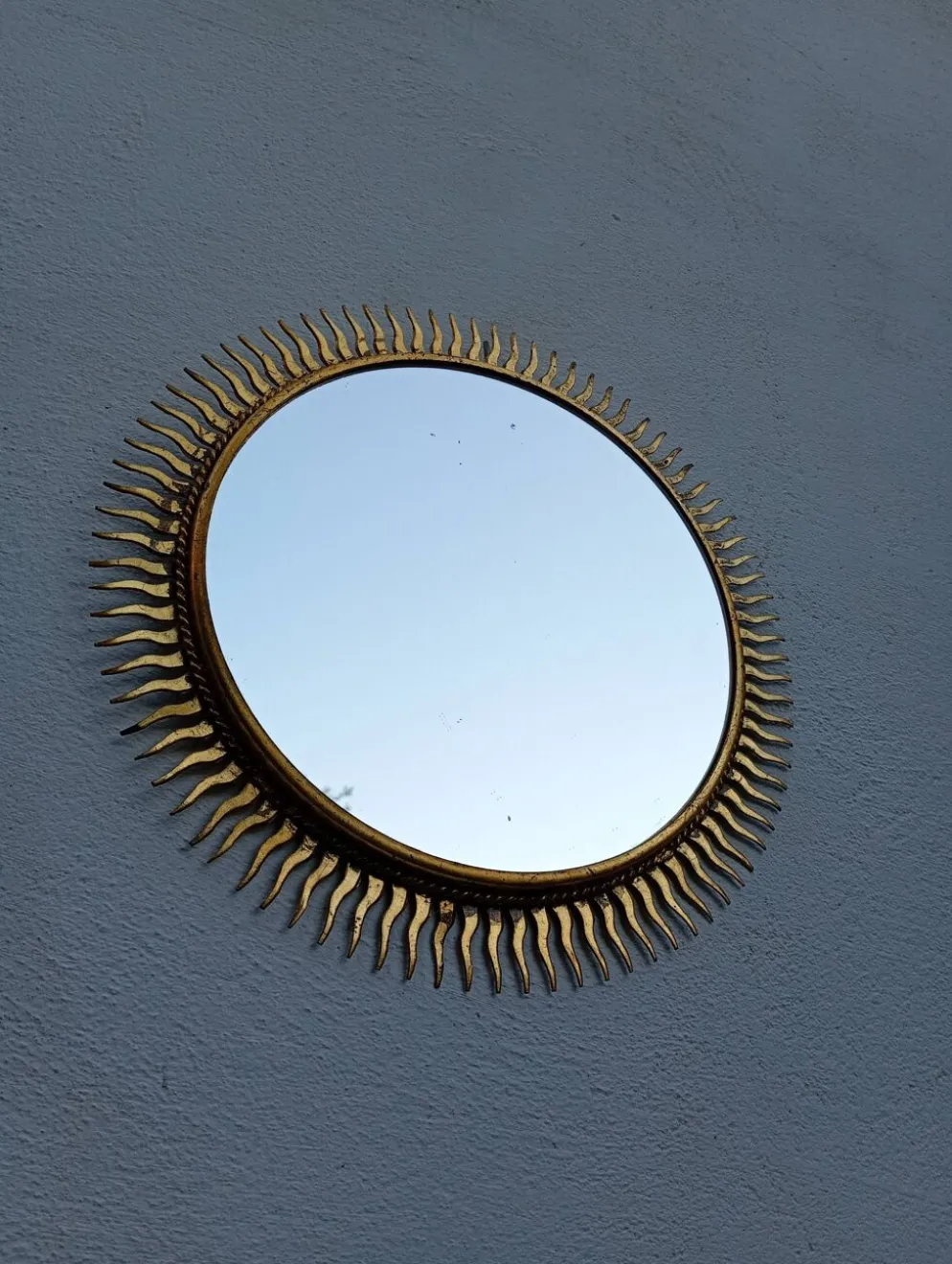 Miroir soleil vintage doré en métal – style années 60/70