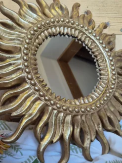 Miroir Soleil Vintage Doré – Un Classique Mid-Century pour une Déco Ra