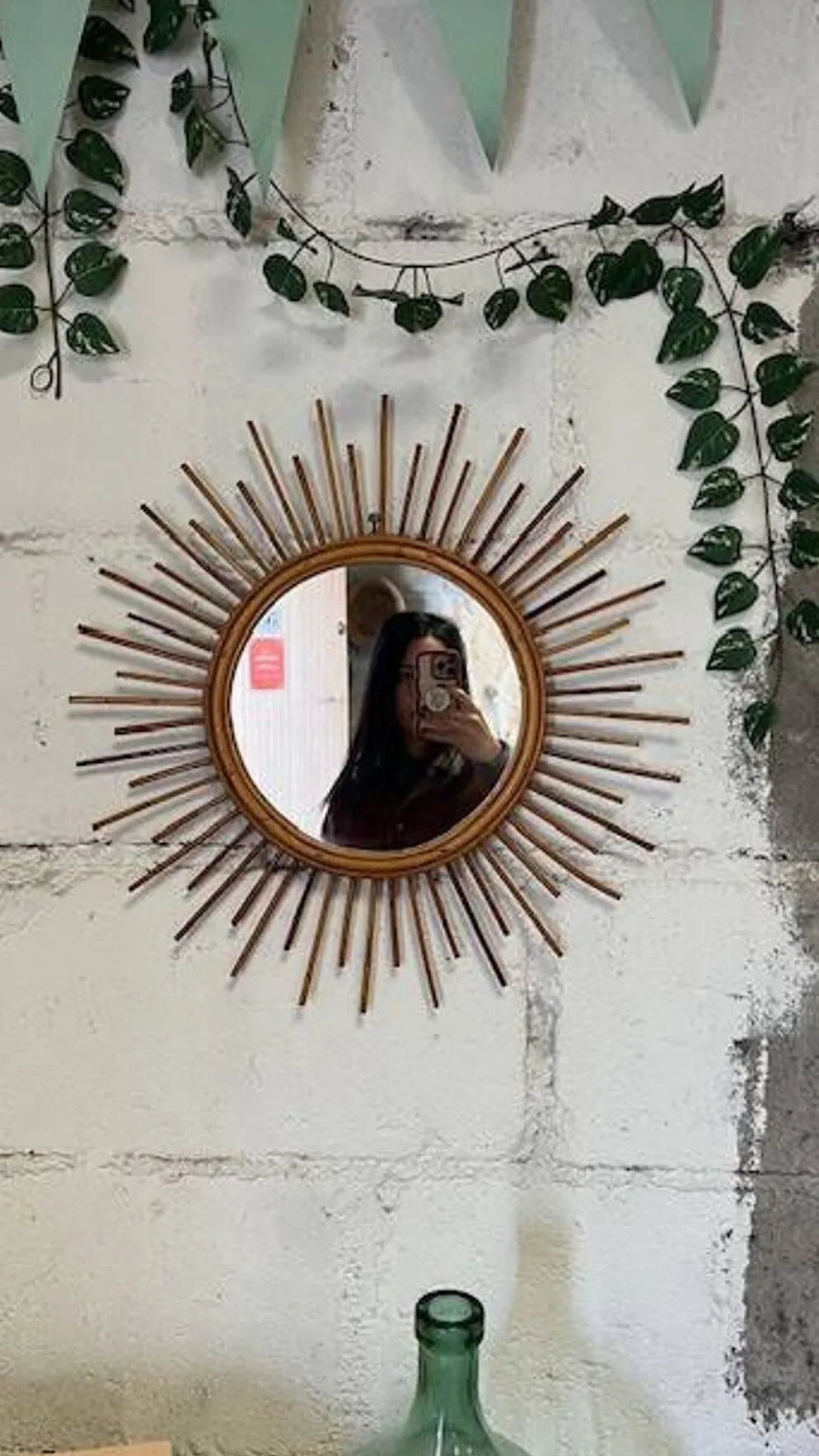 Miroir soleil vintage en rotin