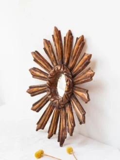 Miroir soleil vintage œil de sorcière en bois doré (39 cm)