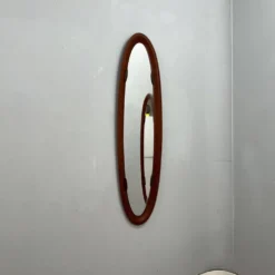 Miroirs ovales en teck Campo e Graffi des années 1960