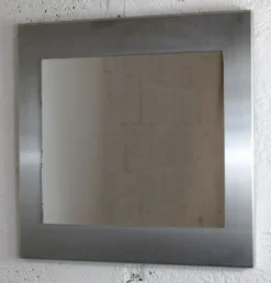 Miroir "space age". Acier inoxydable. France, circa 1970