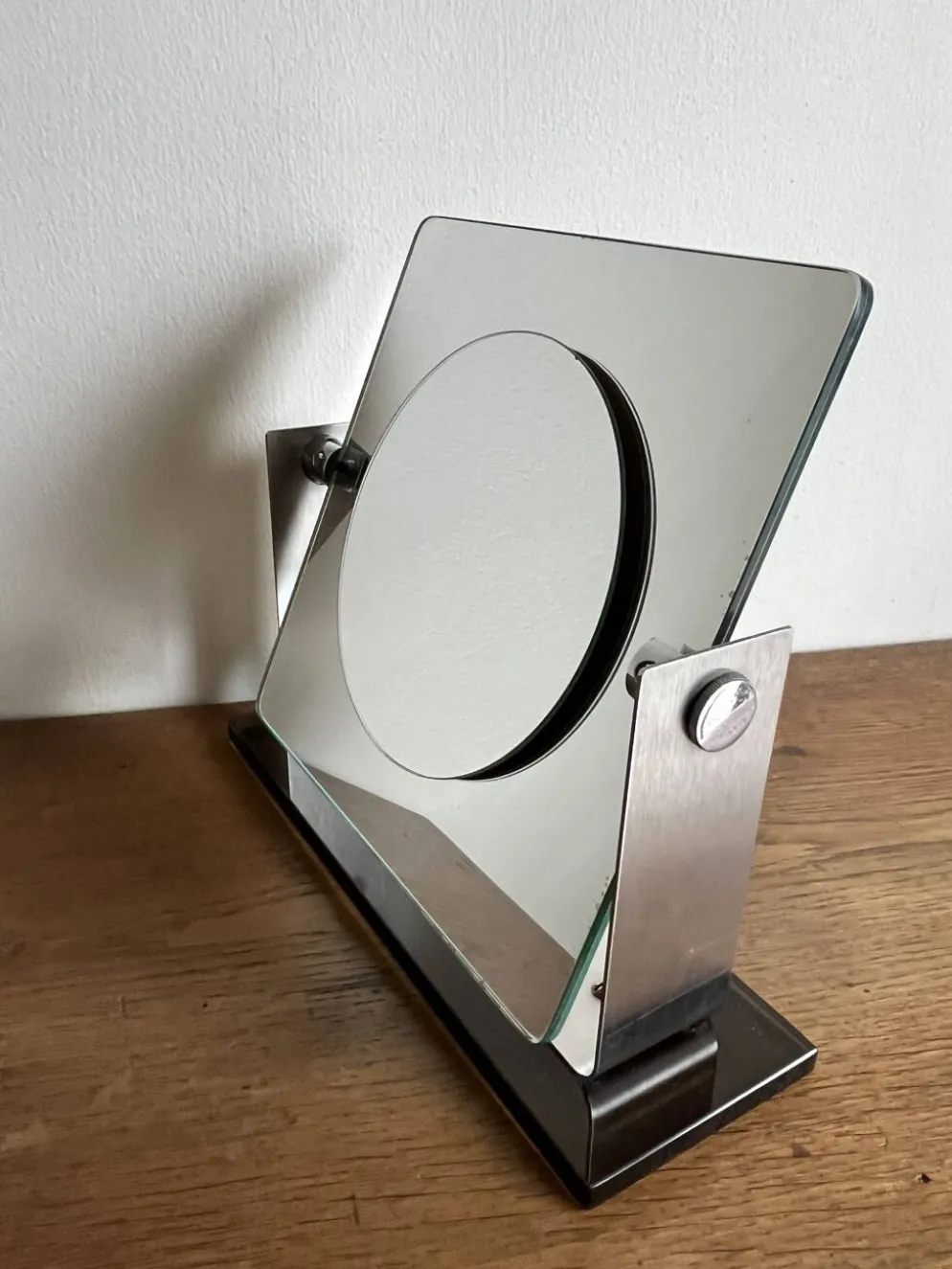 Miroir space age deux faces réversible en inox brossé 1970