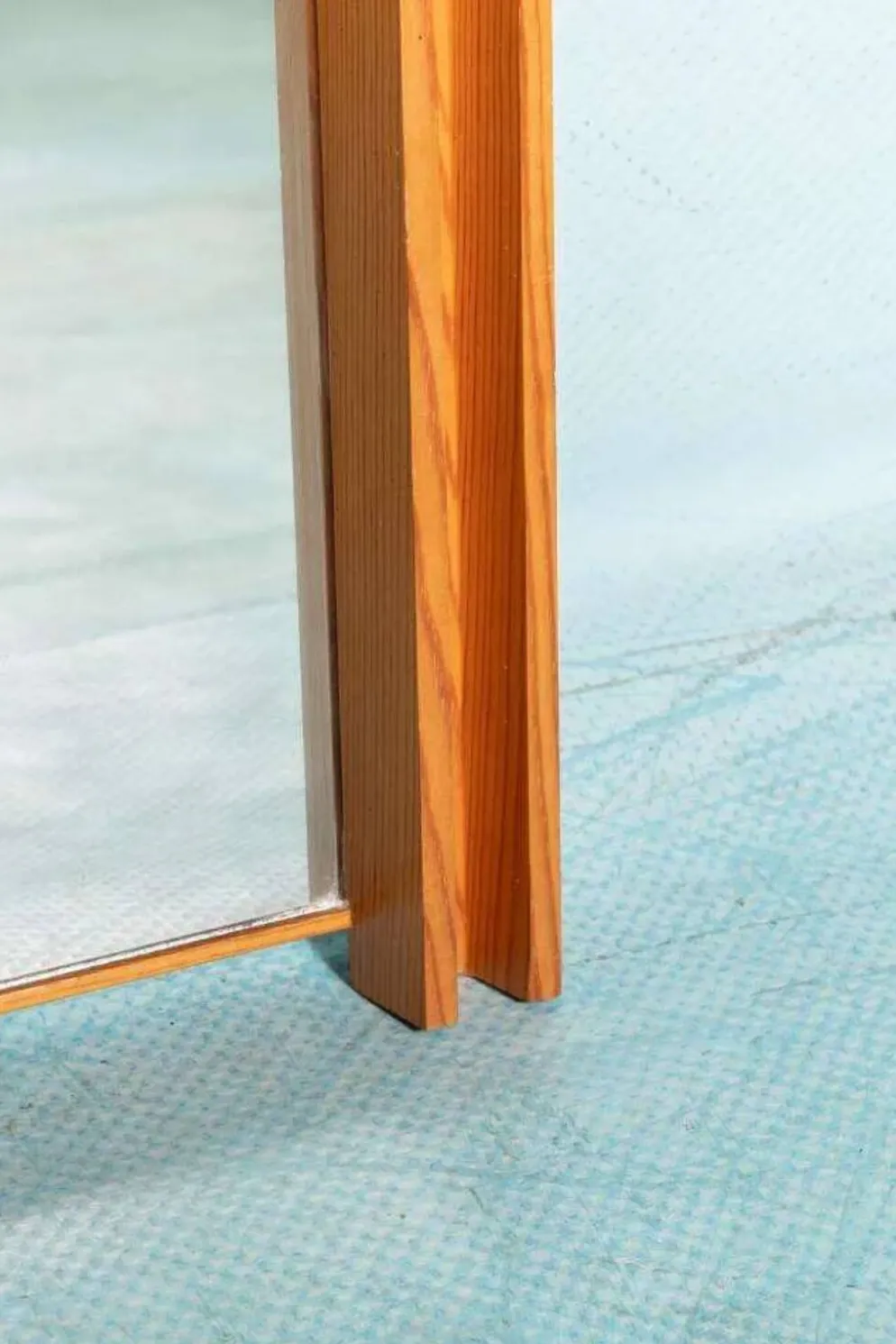 Miroir suédois minimaliste en bois de pin Japandi des années 70