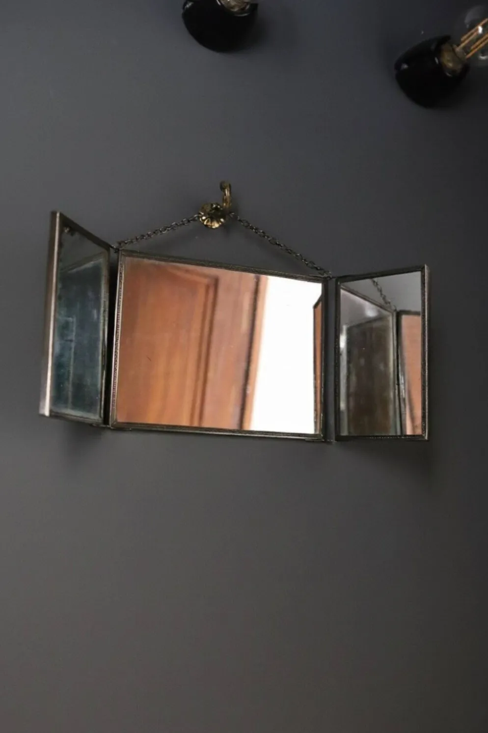 Miroir triptyque de barbier, Art Nouveau, circa 1900