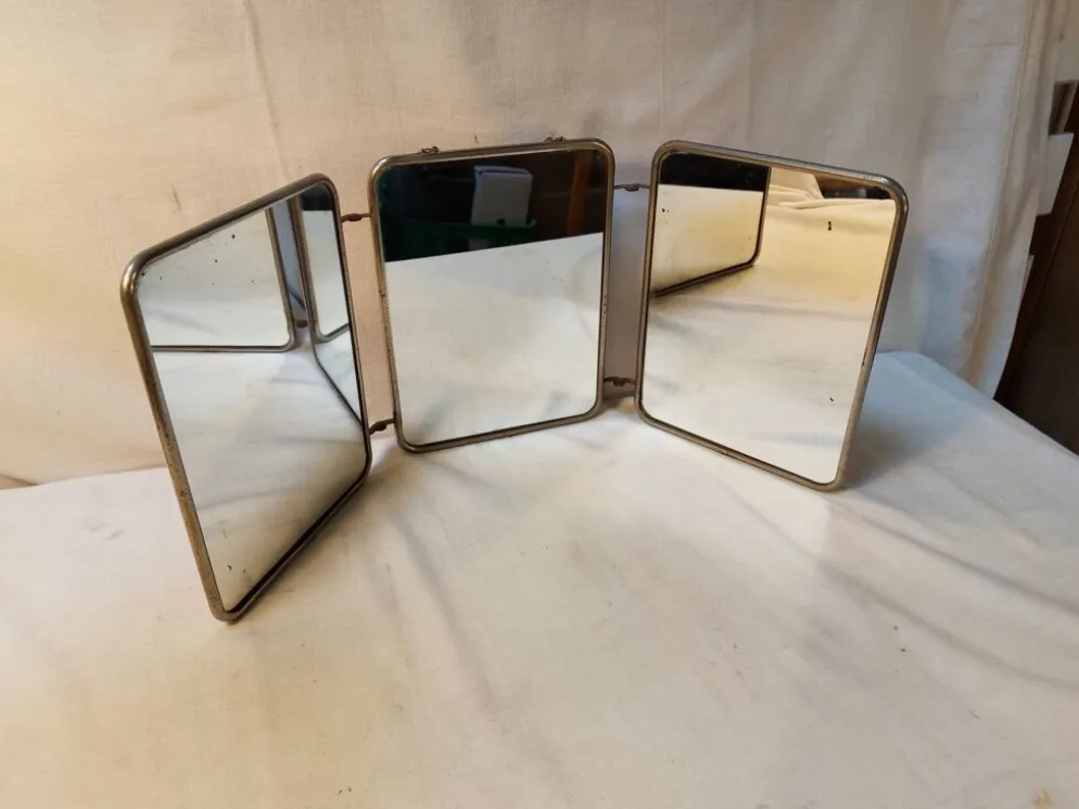 Miroir triptyque de barbier vintage